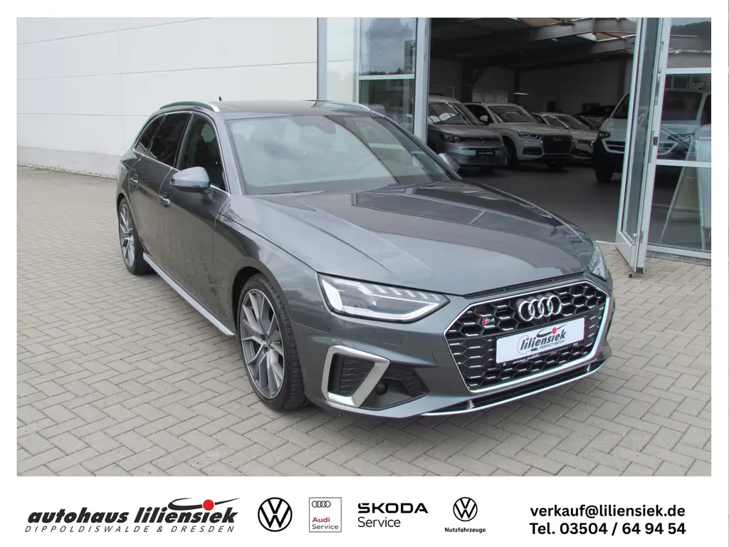 Audi S4