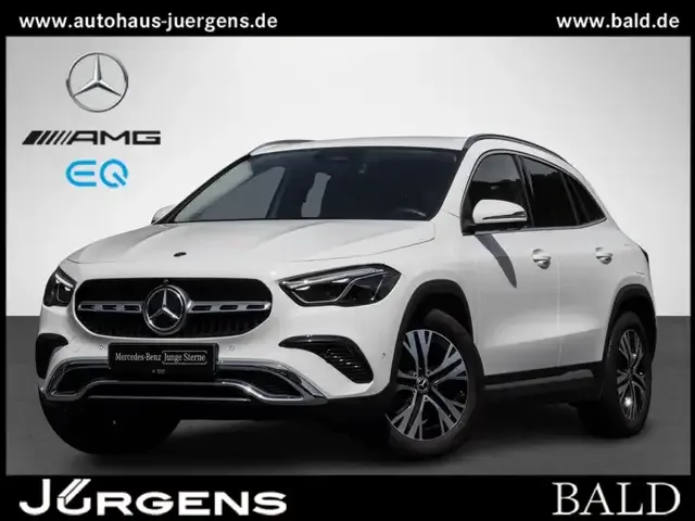Mercedes-Benz GLA 220