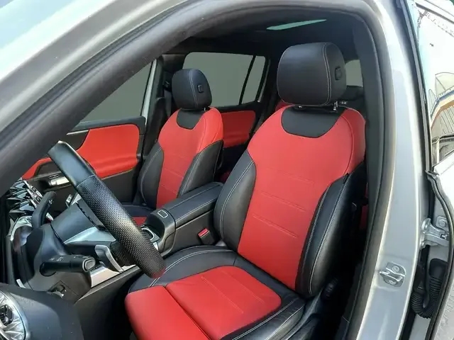 Mercedes-Benz GLB 200