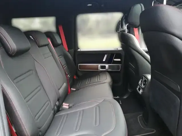 Mercedes-Benz G 500
