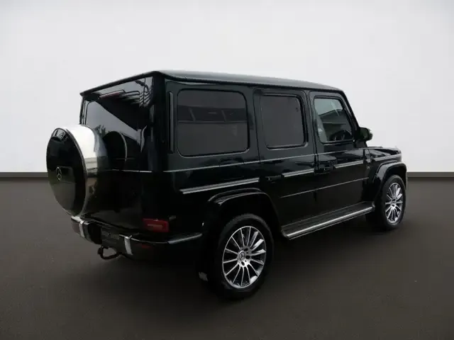 Mercedes-Benz G 500