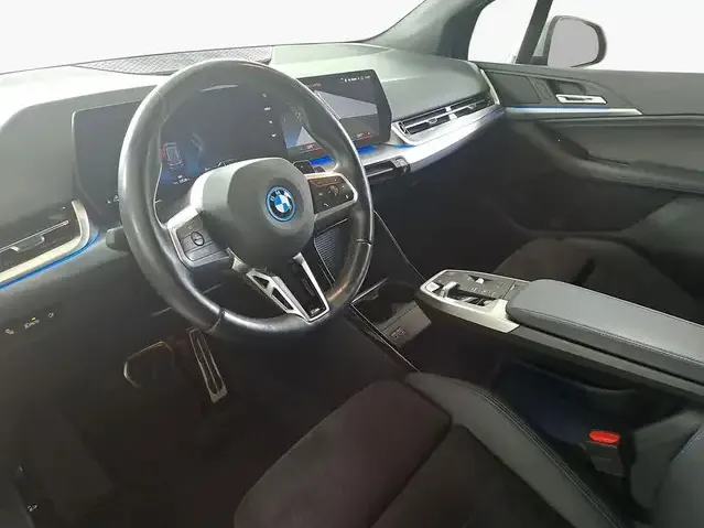 BMW 230