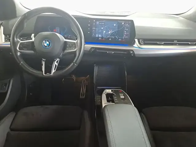 BMW 230