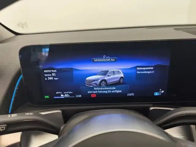 Mercedes-Benz EQB 300