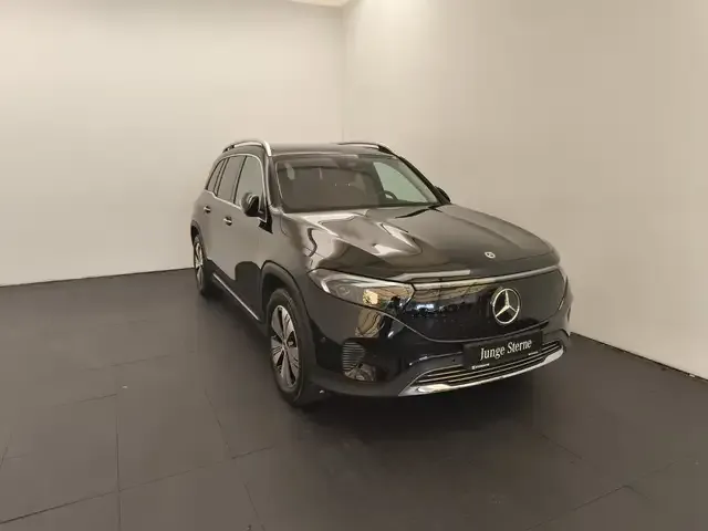 Mercedes-Benz EQB 300