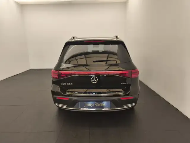 Mercedes-Benz EQB 300