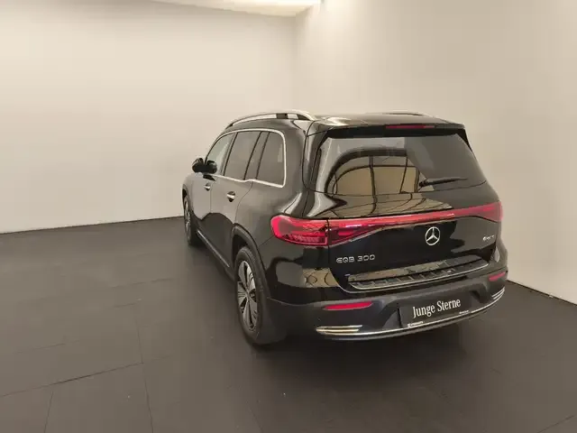 Mercedes-Benz EQB 300