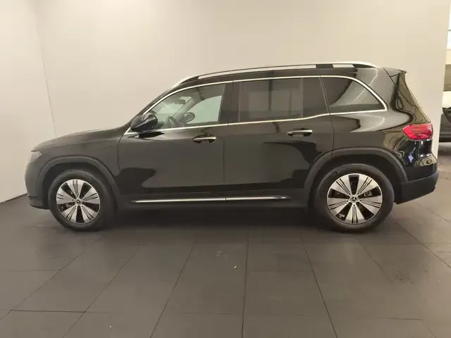 Mercedes-Benz EQB 300