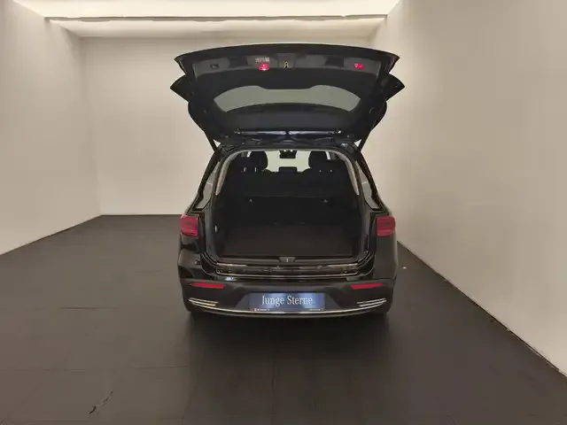 Mercedes-Benz EQB 300