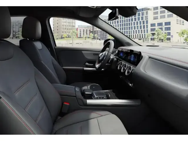 Mercedes-Benz EQA 300