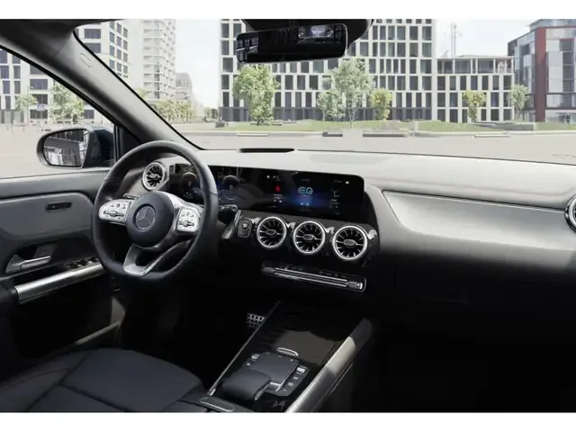 Mercedes-Benz EQA 300