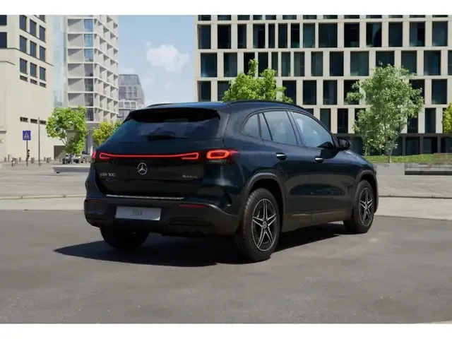Mercedes-Benz EQA 300