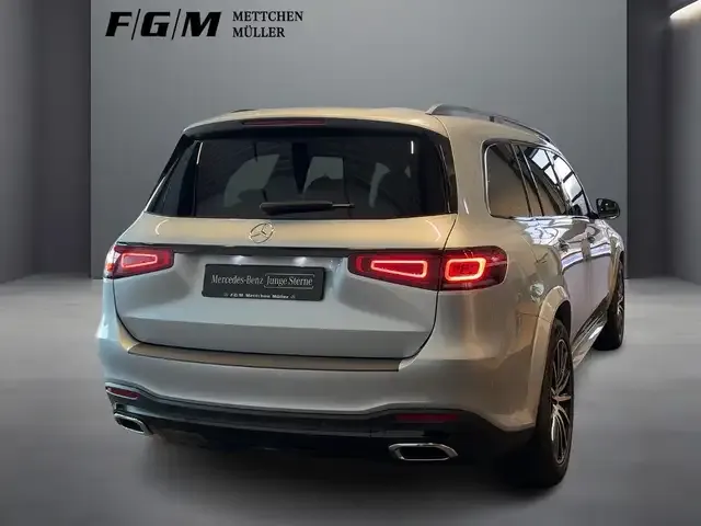 Mercedes-Benz GLS 400