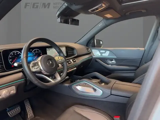 Mercedes-Benz GLS 400
