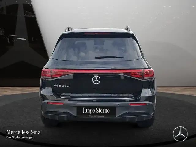 Mercedes-Benz EQB 350