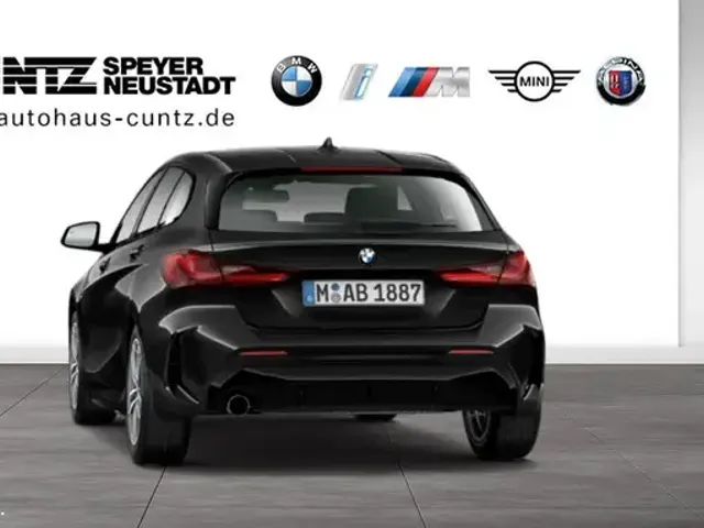 BMW 118