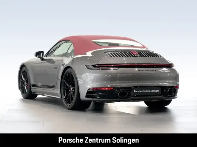 Porsche 992