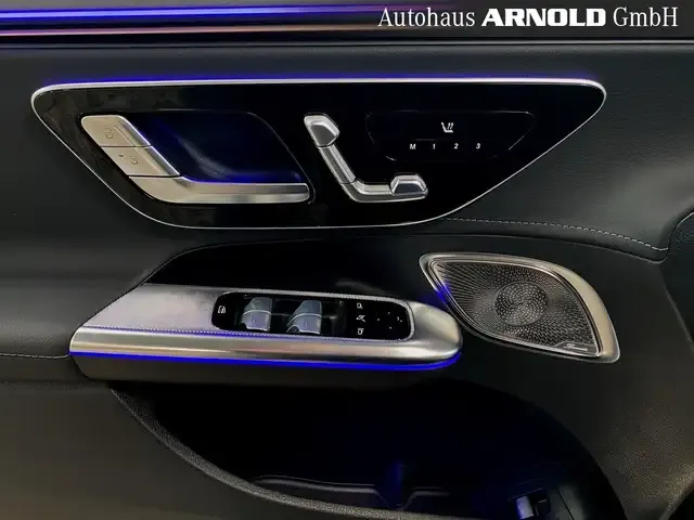 Mercedes-Benz EQE 300