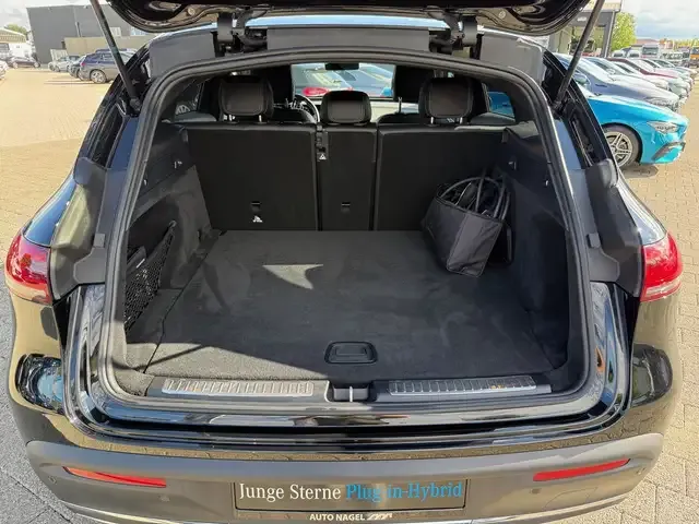 Mercedes-Benz EQC 400