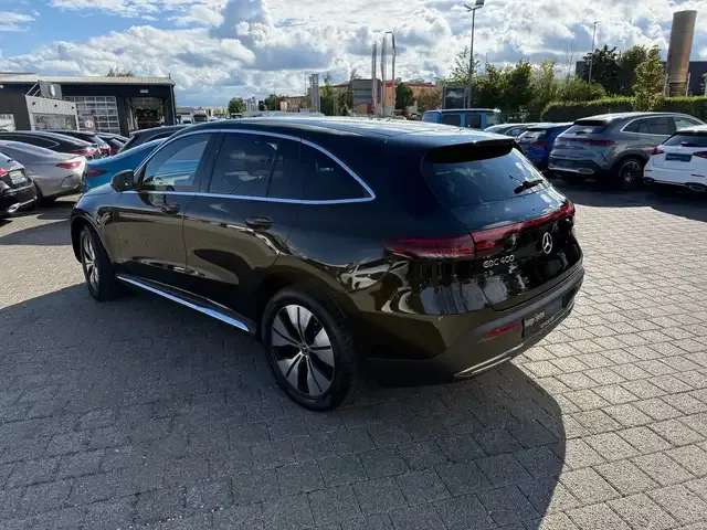Mercedes-Benz EQC 400