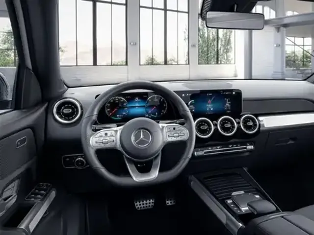 Mercedes-Benz GLB 200