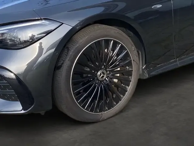 Mercedes-Benz CLE 300