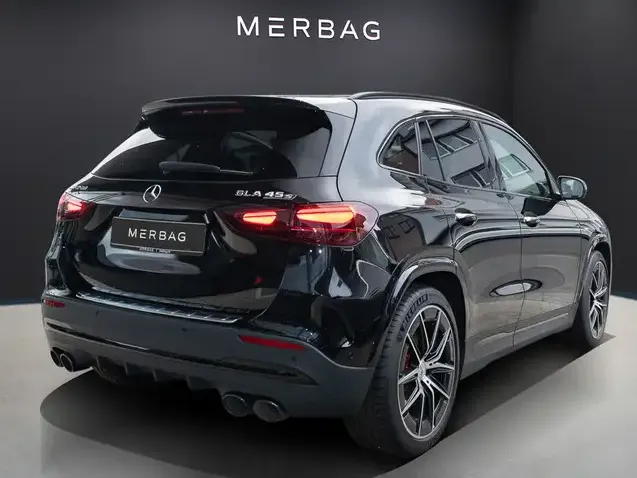 Mercedes-Benz GLA 45 AMG