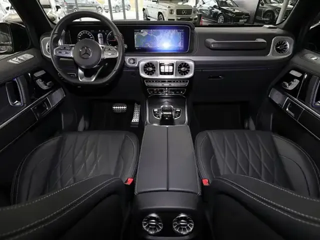 Mercedes-Benz G 400
