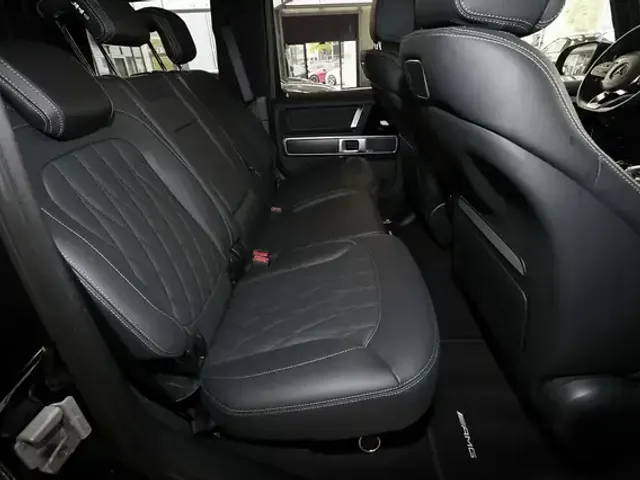 Mercedes-Benz G 400