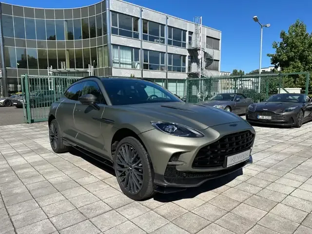 Aston Martin DBX