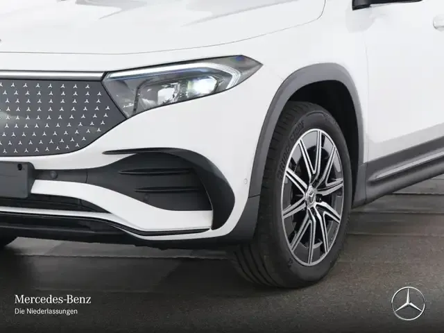 Mercedes-Benz EQB 250