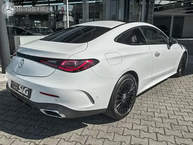 Mercedes-Benz CLE 200