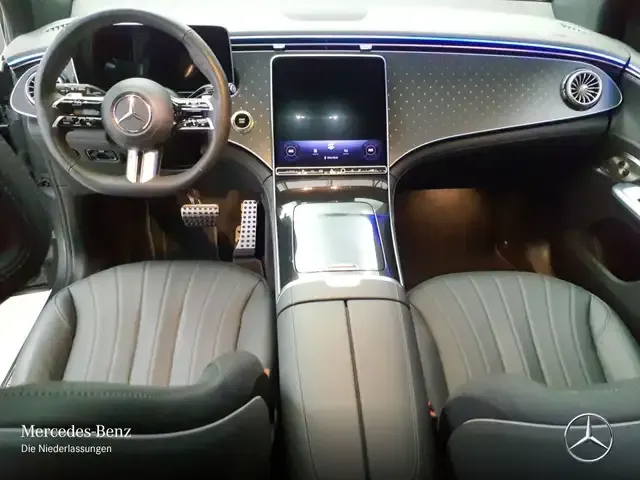 Mercedes-Benz EQE SUV