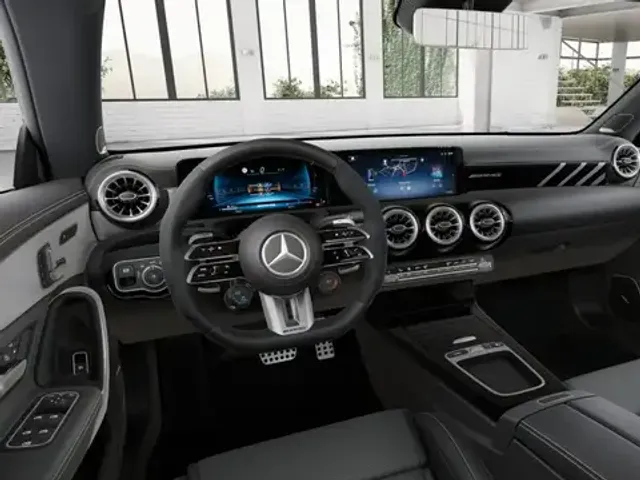 Mercedes-Benz CLA 45 AMG