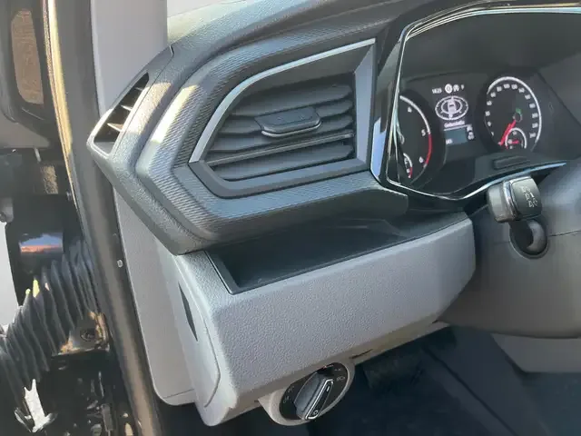 Volkswagen T6.1 Caravelle