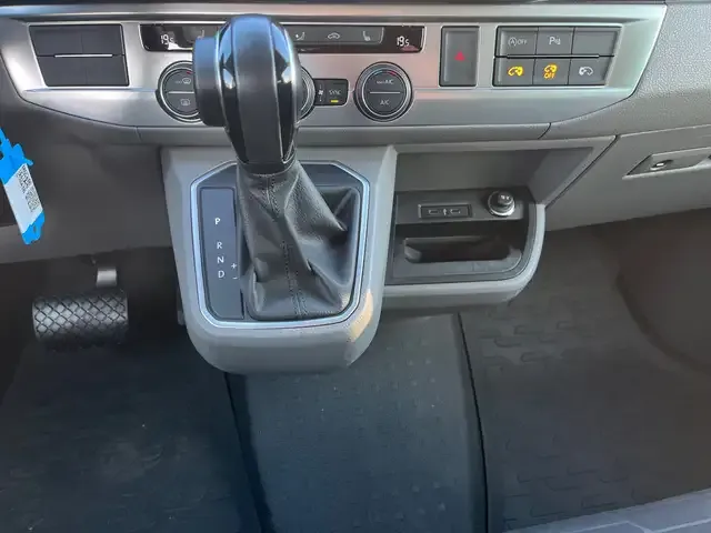 Volkswagen T6.1 Caravelle