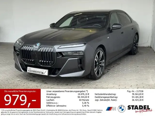 BMW 740