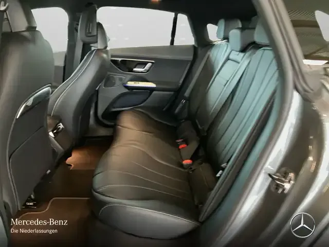 Mercedes-Benz EQE 300