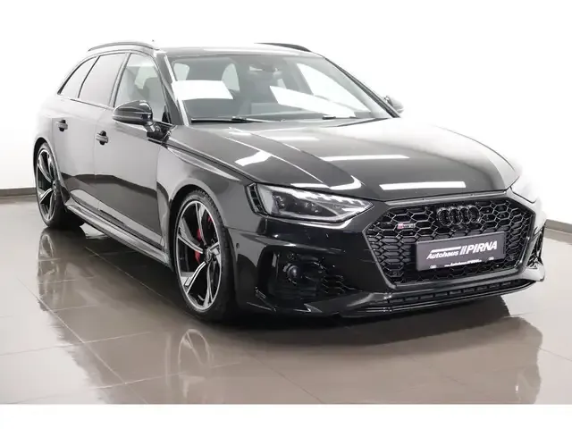 Audi RS4