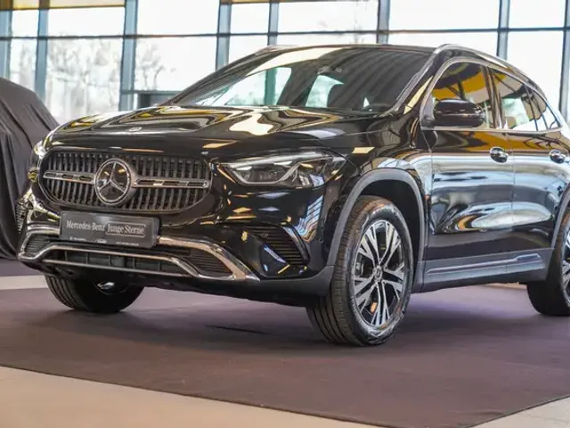 Mercedes-Benz GLA 200