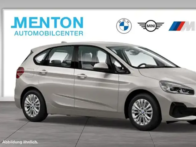 BMW 218