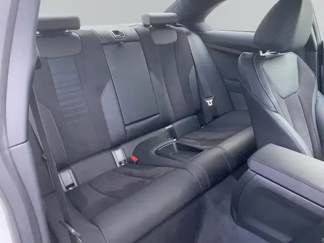 BMW 240