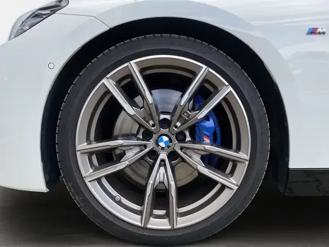 BMW 240