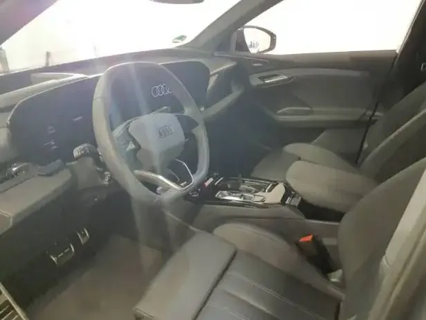 Audi Q6