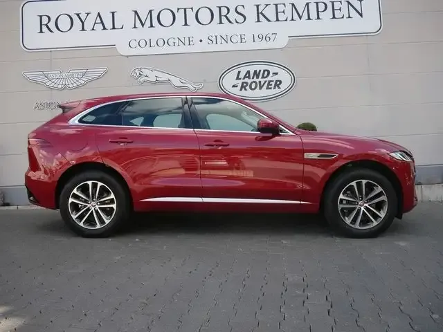 Jaguar F-Pace