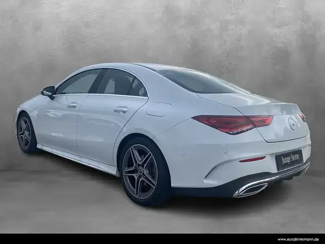 Mercedes-Benz CLA 200