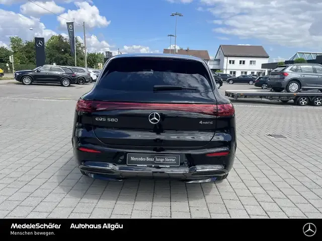 Mercedes-Benz EQS SUV