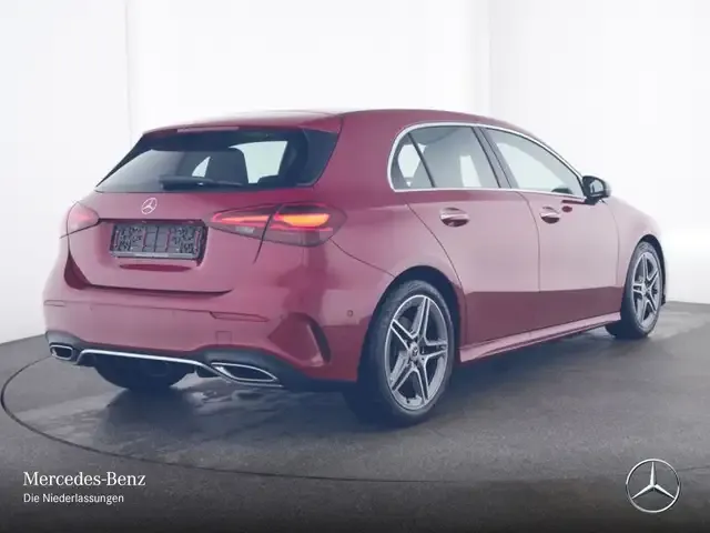 Mercedes-Benz A 220