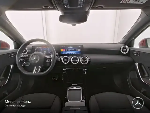 Mercedes-Benz A 220