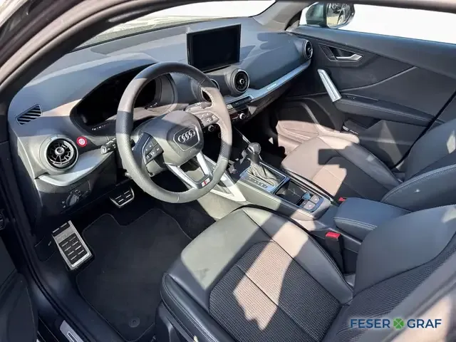Audi SQ2